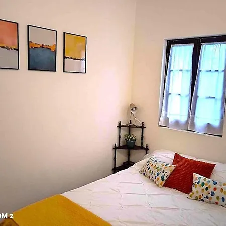 Predio Do Castelo Caloura