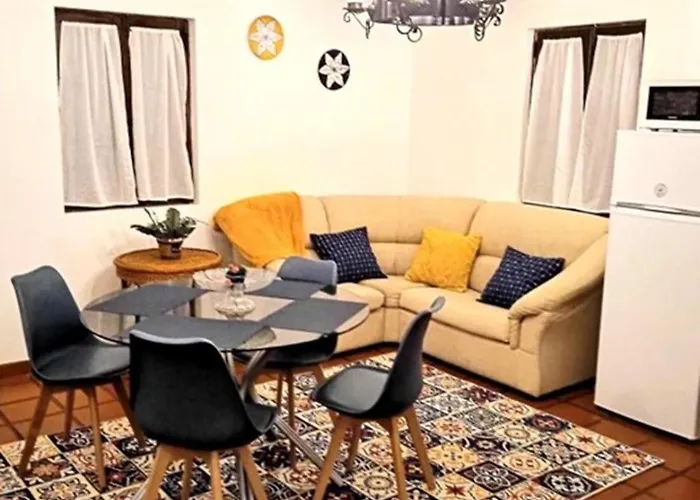 Predio Do Castelo Holiday home *